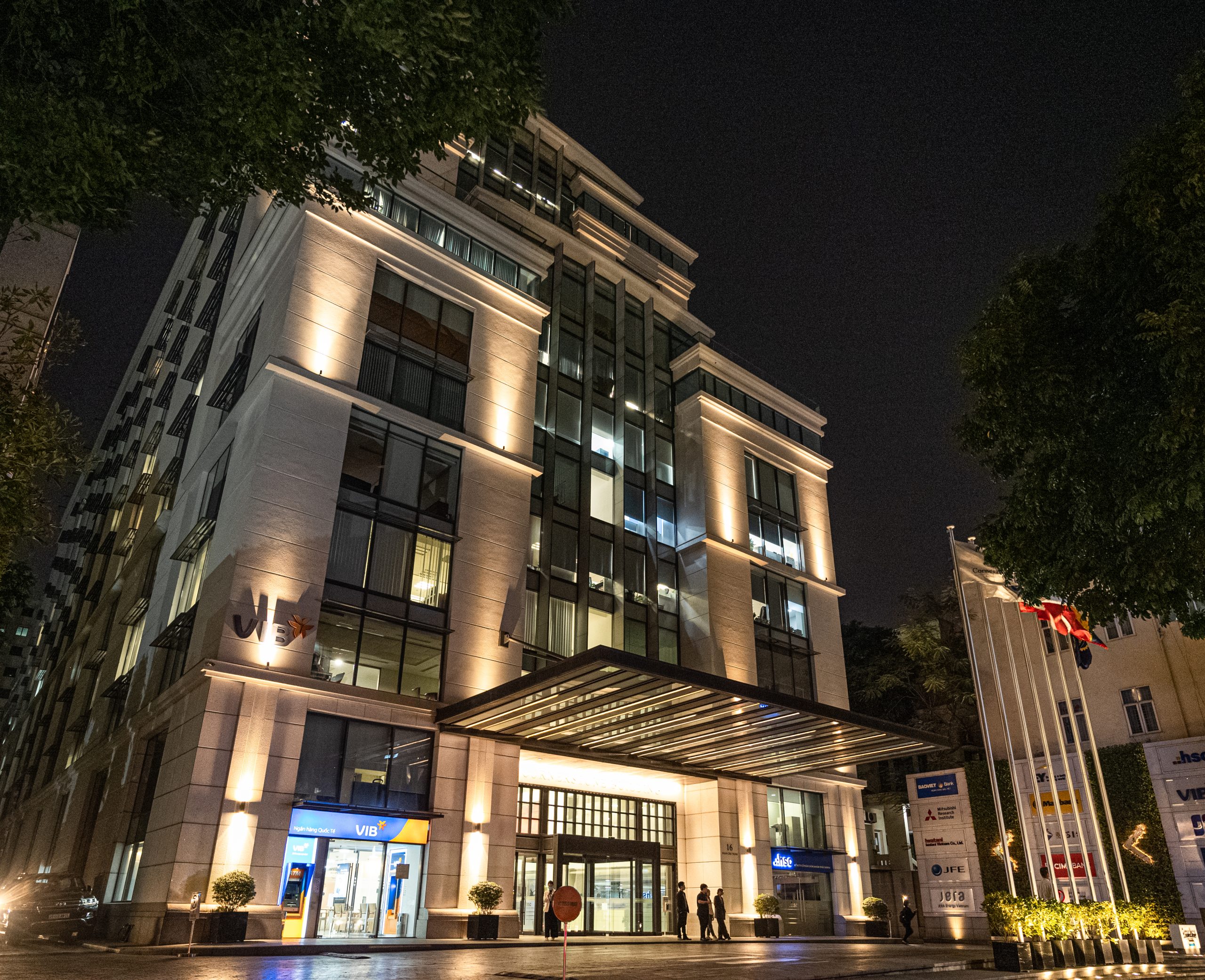 Cornerstone Building - không gian & tiện ích